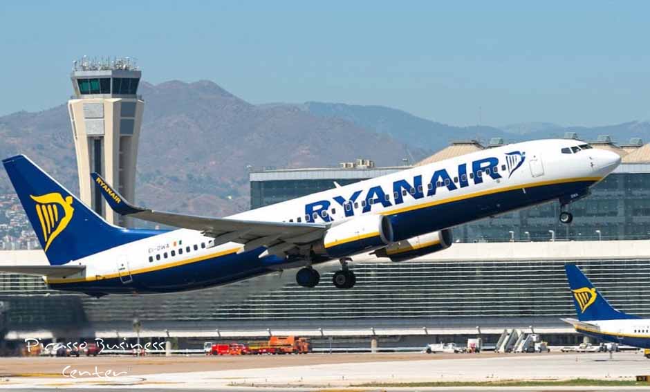 London at 2:45h, Manchester at 2:55h, Bristol at 2:40h, Barcelona at 1:35h, Madrid at 1:10h by plane to Malaga airport